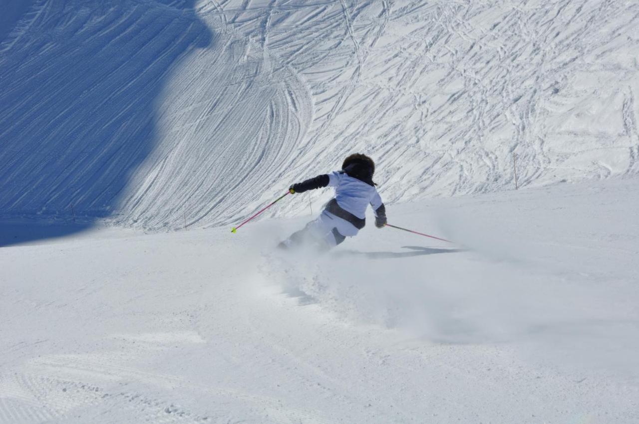 Two Bedroom Apartment La Voute, Chandon Near Meribel - Sleeps 4 Adults Or 2 Adults And 3 Children Les Allues ภายนอก รูปภาพ