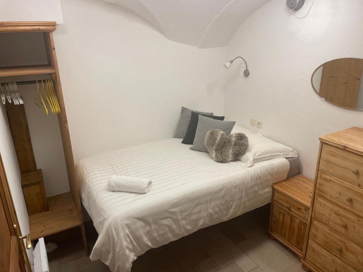 Two Bedroom Apartment La Voute, Chandon Near Meribel - Sleeps 4 Adults Or 2 Adults And 3 Children Les Allues ภายนอก รูปภาพ